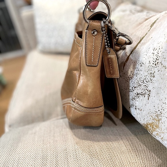 Coach Vintage Soho Hobo Buckle Flap Business Leather Shoulder Bag L0682-10582 - Picture 9 of 16